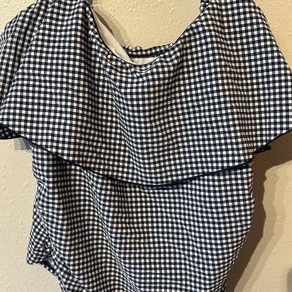 ⭐️NWT Kona Sol Women's Plus Size Swimsuit - Picture 2 of 5